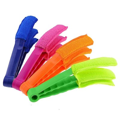 Window Blind Cleaner Duster Brush with 5 Microfiber Sleeves Blind Cleaner Tools for Window Shutters Blind Air Conditioner